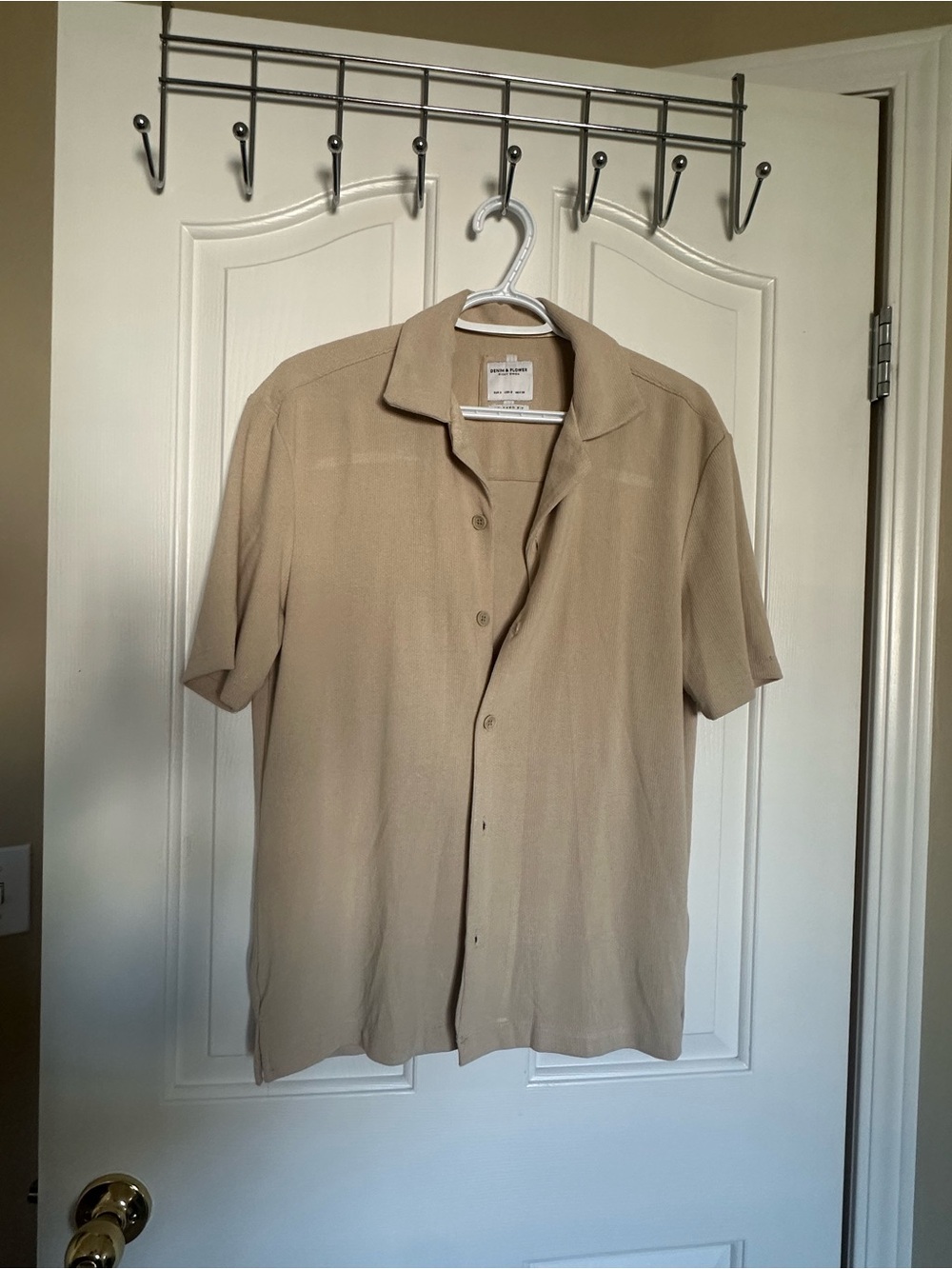 Denim & Flower Short-Sleeve Button Down Shirt in Tan